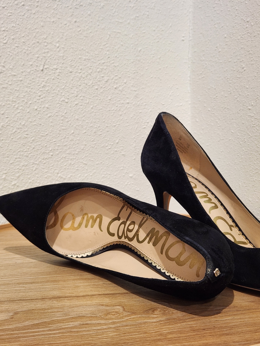 Sam Edelman Black Suede Pointed Toe Pumps - Picture 9 of 9